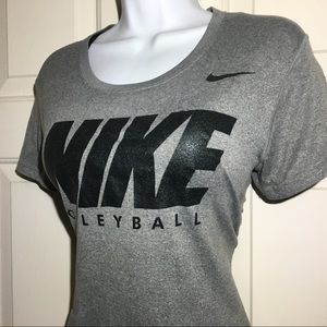 Nike Womens Medium Tshirt